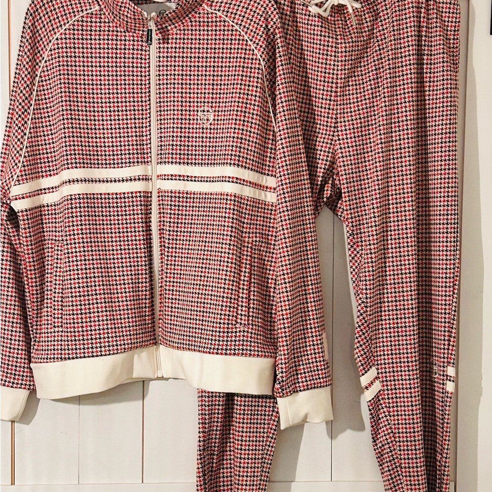 Sergio Tacchini Red and White Set with Gingham Pattern
